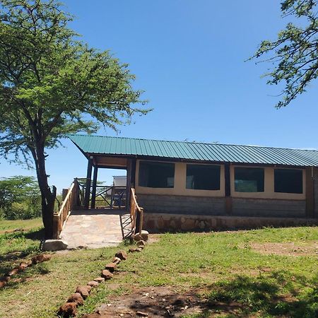 Semadep Safari Camp Bed and Breakfast Sekenani Exterior foto